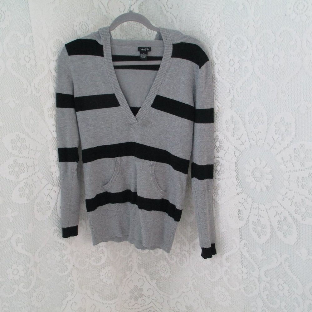 Rue 21 Hooded Sweater